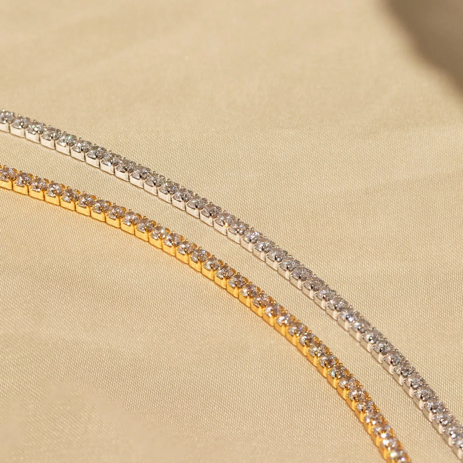 Classic Diamond Tennis Bracelet in 18K Gold