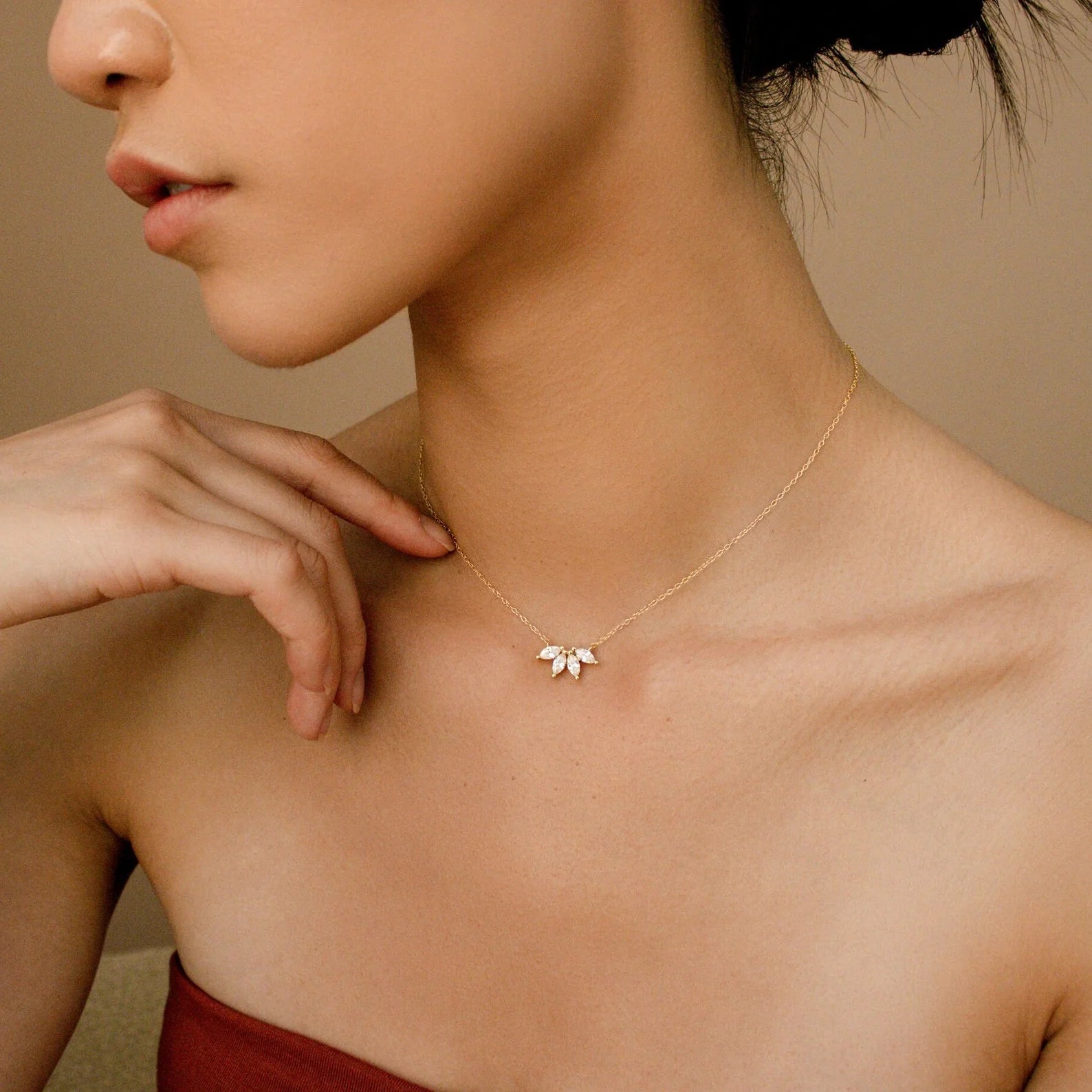 Marquise Diamond Necklace in 18K Gold