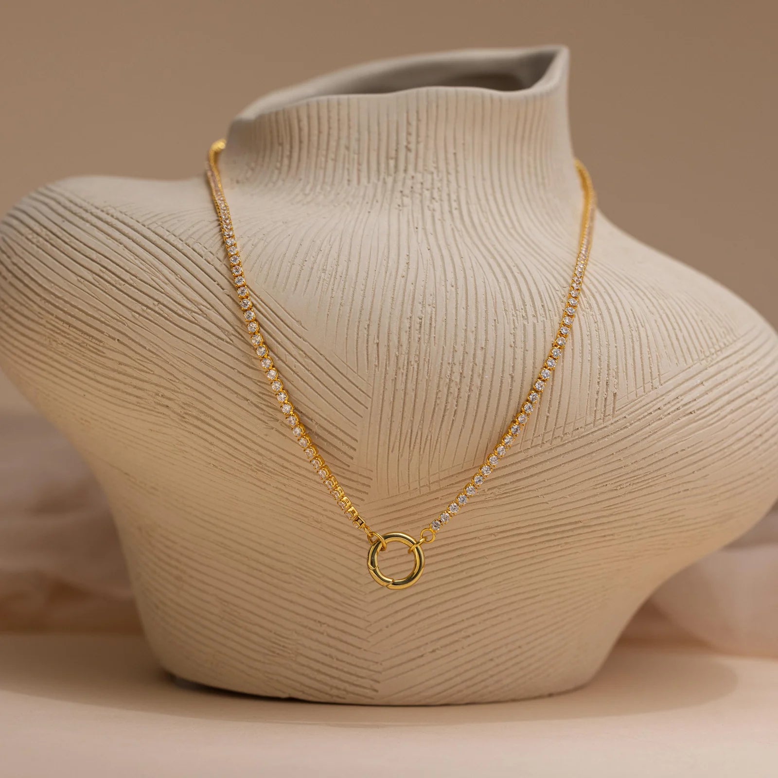 Diamond Tennis Clasp Necklace in 18K Gold